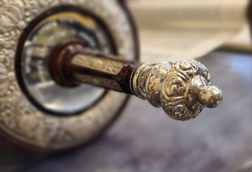 torah-scroll-handle1